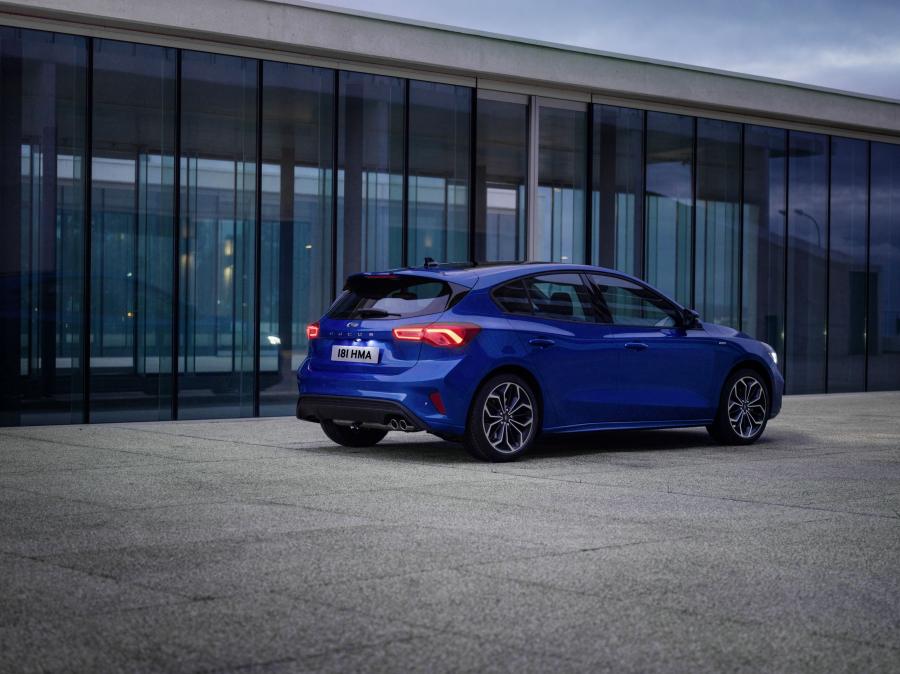  Ford Focus ST-Line 2018 года  (WW) (фото 39 из 42)